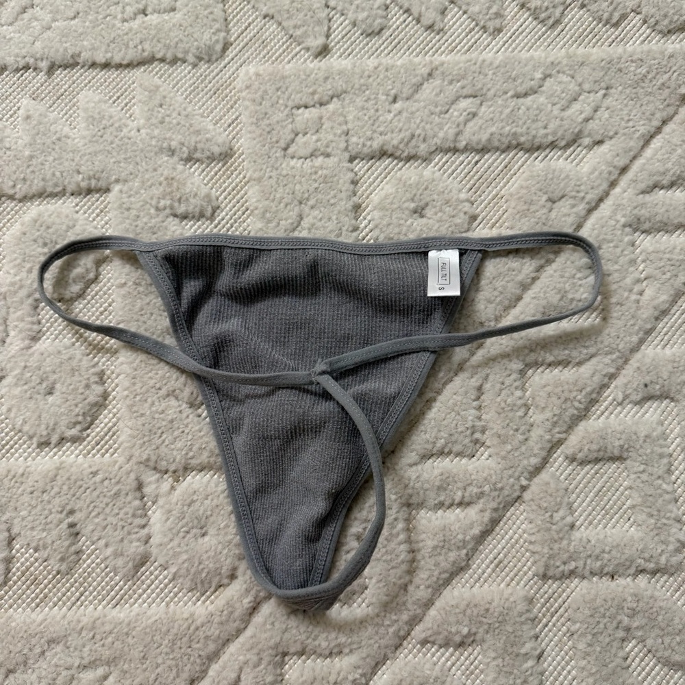 Gray Ribbed g string - Picture 2 of 2